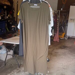 Elegant Olive Maxi Dress